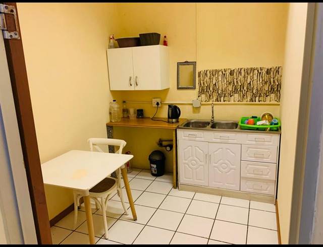 BUSINESS PROPERTY TO RENT IN GERMISTON CENTRAL